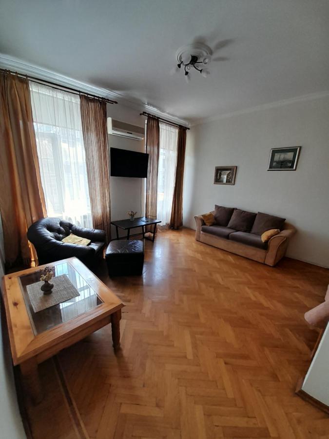Apartment On Hretska 26/28 Odessza Kültér fotó